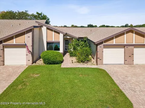 7428 Heather Walk, Weeki Wachee, FL 34613