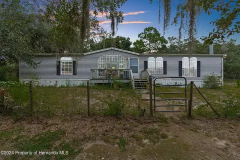 11390 Star Rd, Brooksville, FL 34613