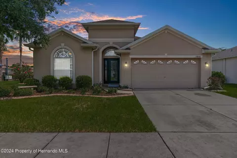15850 Durango Cir, Spring Hill, FL 34604 photo 1