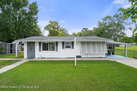 5277 S Manatee Ter, Homosassa, FL 34446