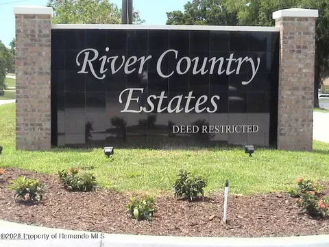 0000 River Country Dr, Weeki Wachee, FL 34607