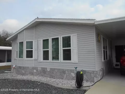 15168 Brookridge Blvd, Brooksville, FL 34613