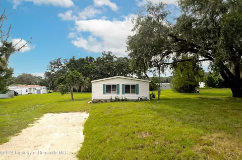 10003 Mcintyre Rd, Brooksville, FL 34601