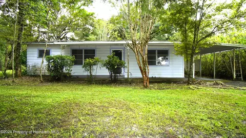 18096 Evening Star Ave, Brooksville, FL 34604