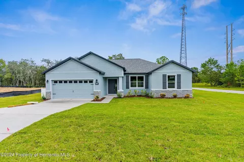 32 Lupine St, Homosassa, FL 34446