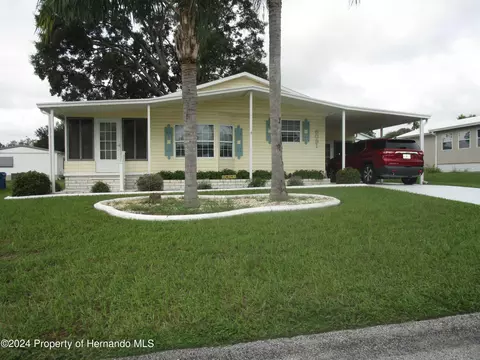 8091 Montrose Ave, Brooksville, FL 34613