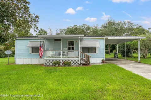 5575 S Fowler Pt, Homosassa, FL 34446
