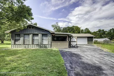 3720 S Alabama Ave, Homosassa, FL 34448