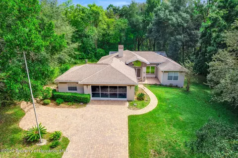 123 Mcgowan Ave, Crystal River, FL 34429