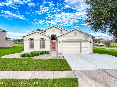 795 Winthrop Dr, Spring Hill, FL 34609 photo 1
