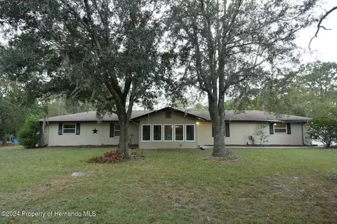6057 Boatwrite Rd, Brooksville, FL 34609