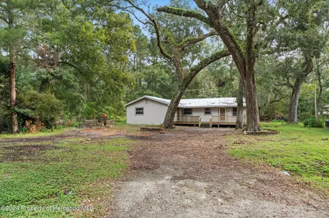 7436 Rosewen St, Brooksville, FL 34601