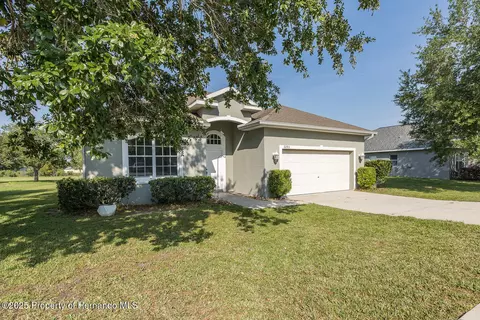 2293 Dog Leg Ct, Brooksville, FL 34604