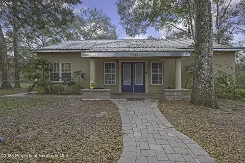 8142 B W Stevenson Rd, Brooksville, FL 34613