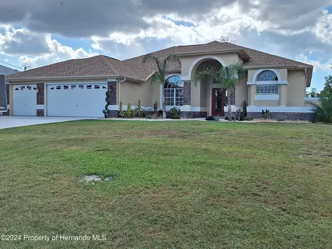3944 Lema Dr, Spring Hill, FL 34609