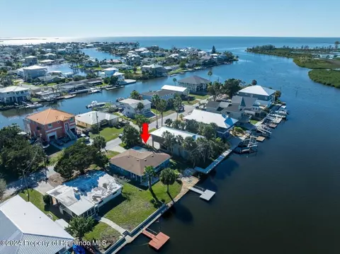 3291 Minnow Creek Dr, Hernando Beach, FL 34607