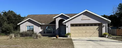 6086 Deltona Blvd, Spring Hill, FL 34606
