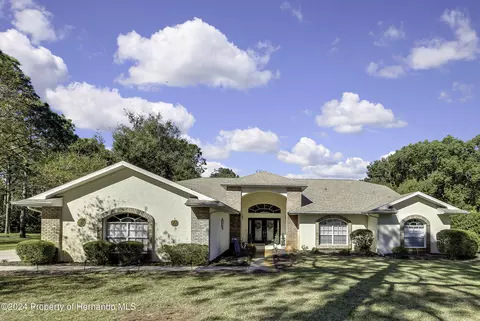 7385 Royal Oak Dr, Spring Hill, FL 34607