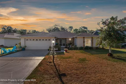 6156 Spyglass Ct, Spring Hill, FL 34606