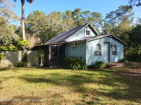 18275 Powell Rd, Brooksville, FL 34604