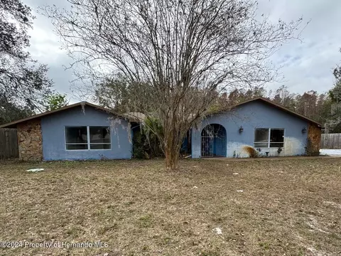 10312 Beechcraft St, New Port Richey, FL 34654