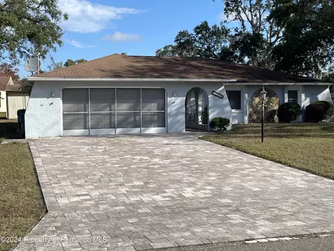 11556 Linden Dr, Spring Hill, FL 34608