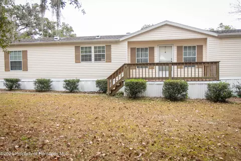 9484 Mcintyre Rd, Brooksville, FL 34601