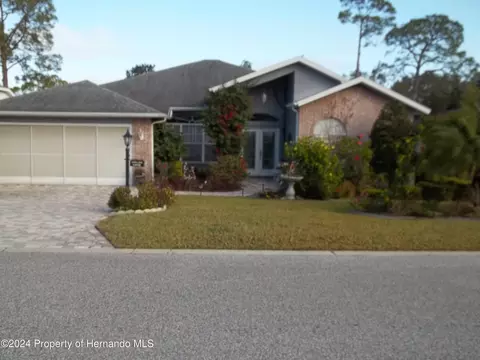 7441 Clearmeadow Dr, Spring Hill, FL 34606