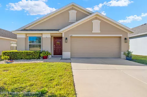 842 Old Winsor Way, Spring Hill, FL 34609