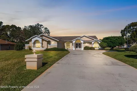 10239 Hoover St, Spring Hill, FL 34608