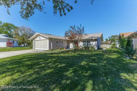 10740 Mira Vista Dr, Port Richey, FL 34668