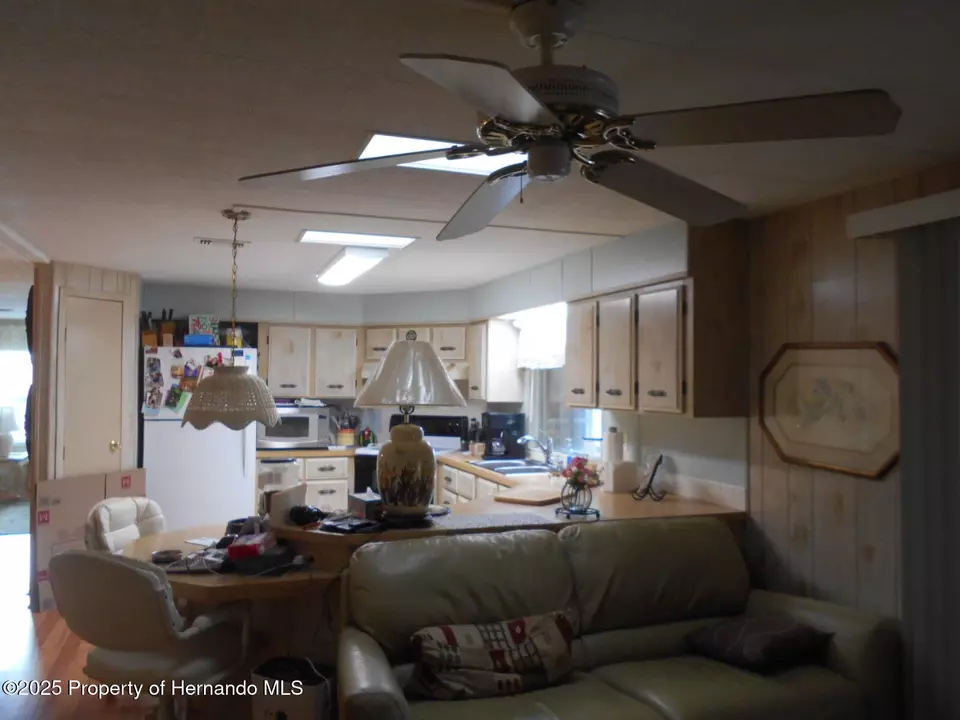  9141 Salisbury Dr, Brooksville, FL 34613 photo 15