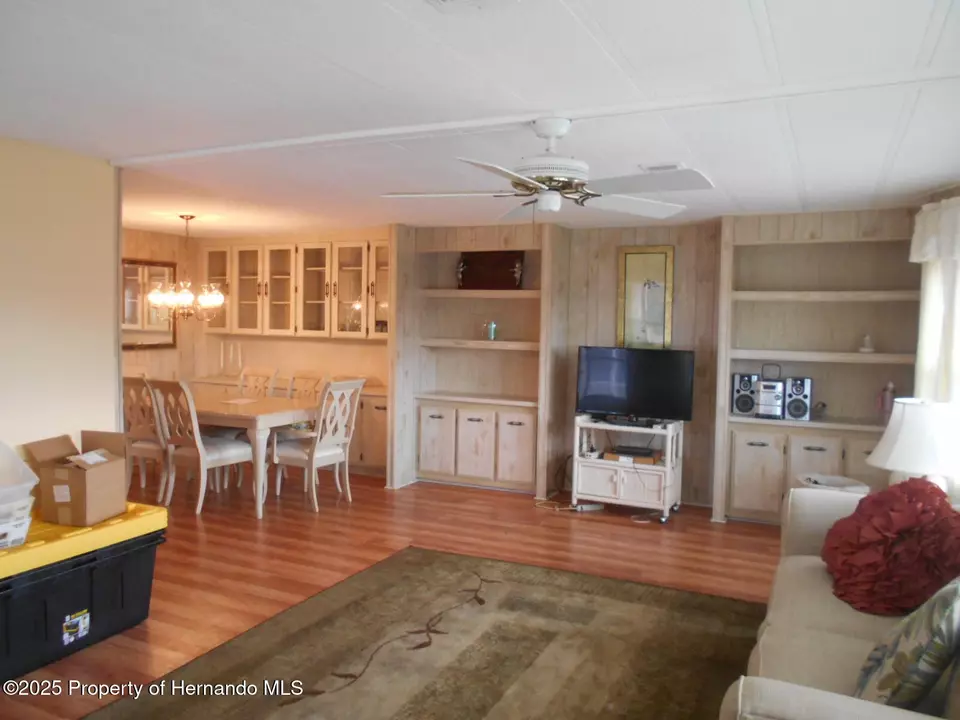  9141 Salisbury Dr, Brooksville, FL 34613 photo 4