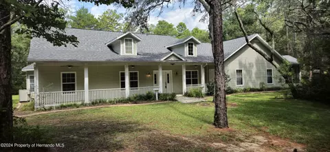16357 Pawnee Dr, Brooksville, FL 34601