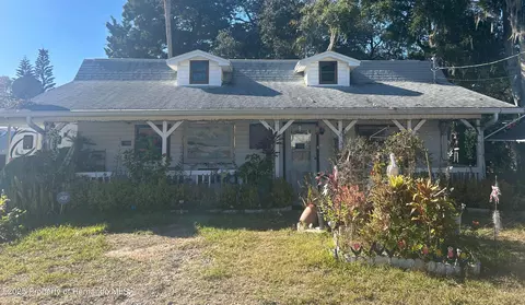 6116 Island Dr, Weeki Wachee, FL 34607 photo 1
