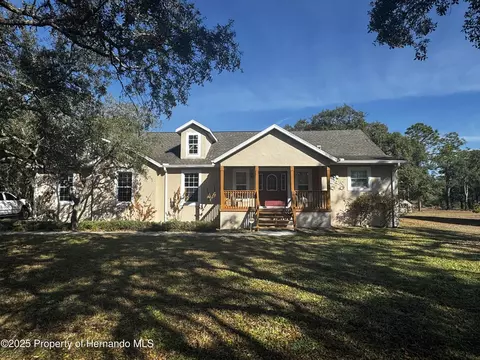 12167 Pioneer Ave, Weeki Wachee, FL 34614