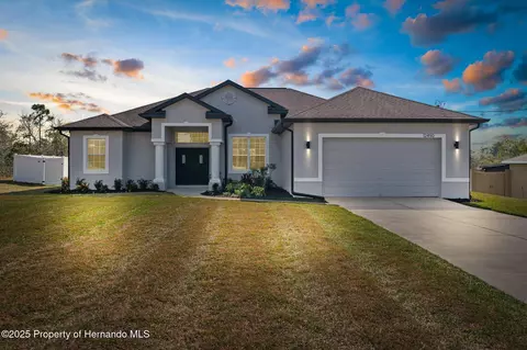 12490 Meinert Ave, Brooksville, FL 34613