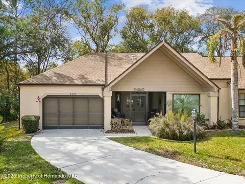 6785 Poinciana Ct, Spring Hill, FL 34606
