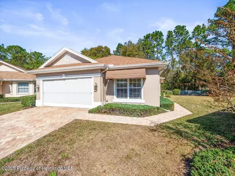 5694 Legend Hills Ln, Brooksville, FL 34609