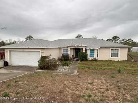 12113 Eskimo Curlew Rd, Brooksville, FL 34614