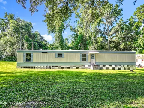22356 La Crosse St, Brooksville, FL 34601