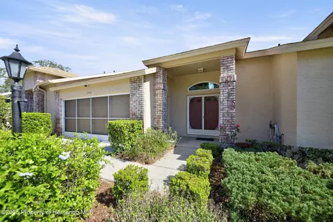 2348 Rolling View Dr, Spring Hill, FL 34606
