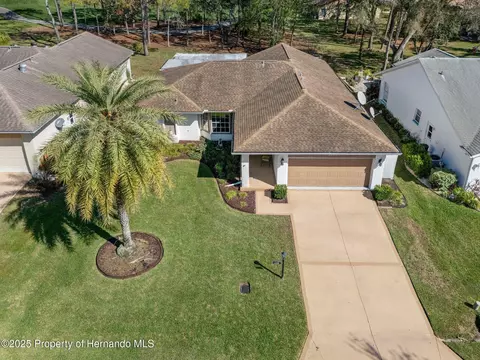 2226 Grandfather Mtn, Spring Hill, FL 34606