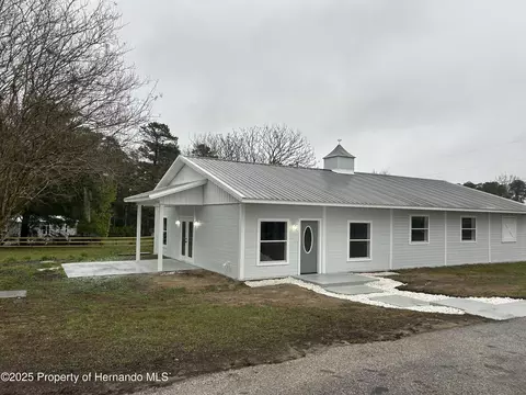 36702 Calhoun Rd, Eustis, FL 32736