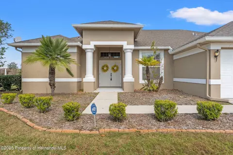 2250 Long View Cir, Brooksville, FL 34604