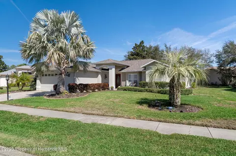 18604 Myrtle Wood Dr, Hudson, FL 34667