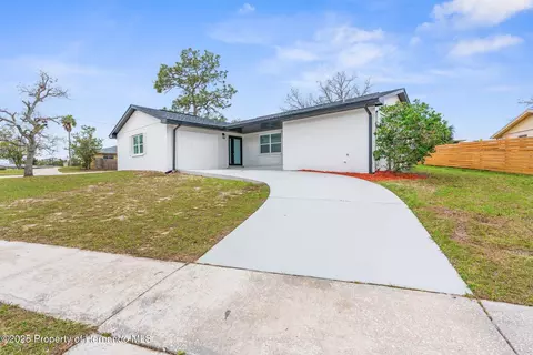 5017 Bromley Ave, Spring Hill, FL 34609