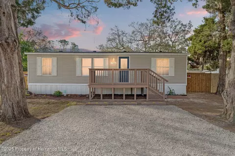 7504 Sealawn Dr, Spring Hill, FL 34606