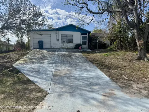 7278 Lamplighter St, Spring Hill, FL 34606