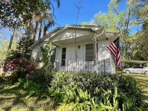 98 Tangerine St, Brooksville, FL 34601